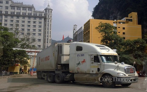 Lạng Sơn: Thúc đẩy kinh tế biên mậu trong đại dịch