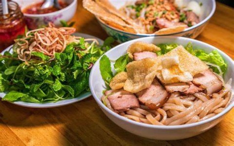 Việt Nam nằm trong top những điểm đến ăn uống hợp túi tiền nhất thế giới